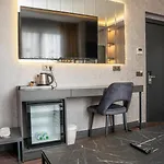 Hotel 216 Silver