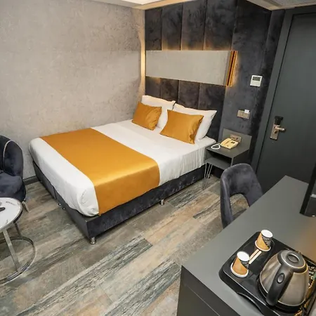 Hotel 216 Silver