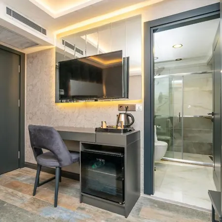 216 Silver Otel